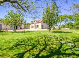 Ecogite Rural La Cle des Champs, cheap hotel in Peyrelongue-Abos