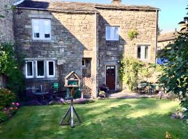 Hetton에 위치한 주차 가능한 호텔 Bramble Cottage is a wonderful country cottage in the village of Hetton