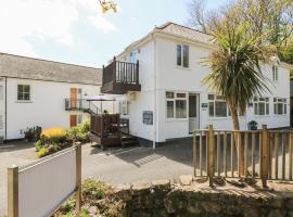 Seascape, holiday home in Porthcurno