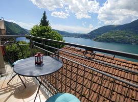 CasAle sul Lago di Como, landsted i Blevio