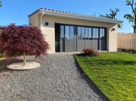 Atelier de Tony et Marie, hotel dekat Bordeaux-Pessac Zoo, Merignac