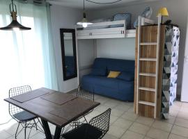 appartement studio, hotel con alberca en Prayssac