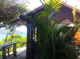 Chalé de Pedras no Pontal do Atalaia, Hotel in Arraial do Cabo