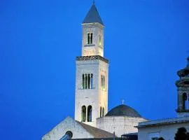 IL CAMPANILE APARTMENTS