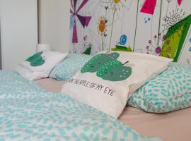 Cozy river view apartment, khách sạn biển ở Karlovac