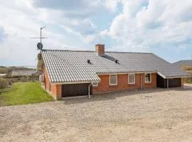 12 person holiday home in Vestervig