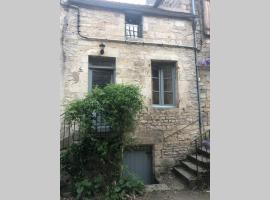 La petite maison médiévale de Melanie, olcsó hotel Flavigny-sur-Ozerain-ben