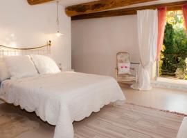 Sinti, bed and breakfast a Saint-Hilaire-dʼOzilhan
