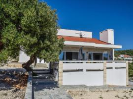 Moderner Bungalow mit Meerblick, cottage in Lun