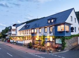 Weinhaus Fries, hotel en Kattenes