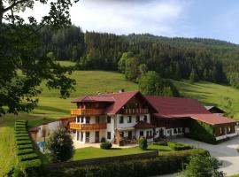 Ferienwohnung Hackstock, hotel en Lunz am See