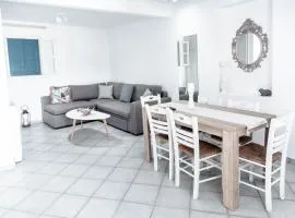 Mykonos Vibes Downtown Townhouse