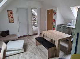 Ferienwohnung/Monteurwohnung Alte Scheune bei Kassel, khách sạn ở Weimar