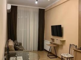 Melikishvili str. apartment, hotel near Heroes Square, Tbilisi