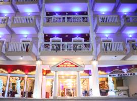 Hotel Kosta Famissi، فندق في كالامباكا