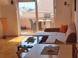 Promajna - Vacation Apartment