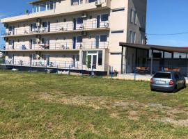 Autentic Boutikue, hotel en Costinesti