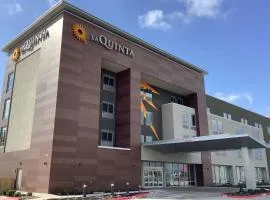 La Quinta Inn & Suites by Wyndham Corpus Christi Southeast