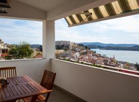 Apartments Ana+3, hotel in Šibenik