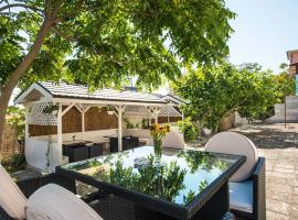 Effect Saint Mina, φθηνό ξενοδοχείο στη Σωζόπολη