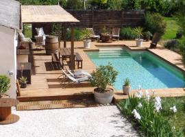 Mas des Rabasses, bed and breakfast en Le Pontet