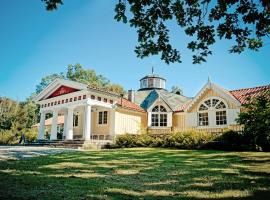 Skärva Herrgård, B&B in Karlskrona