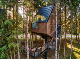 Tree House Plitvice, hotel em Grabovac