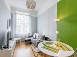 Daugavgrivas41 6 can stay Parking Free Old Town 6min Shop 3min, hotel en Riga