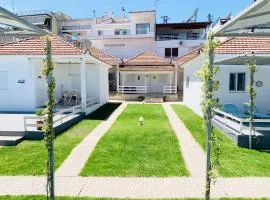 Seaside Bungalows Petalidi