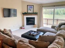 S5 Renovated Bretton Woods Resort condo with beautiful mountain views Fast wifi