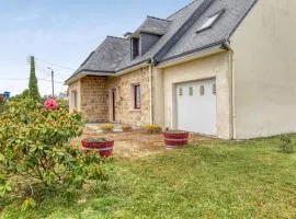 Charmante Maison en Campagne près de Nevez avec Jardin Clôturé