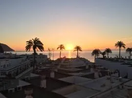 Apartamento encantador con vistas al mar