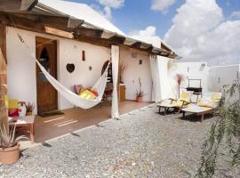 Alegría Aire - Eco Retreat Finca Artis Tirma，位于塔拉哈勒赫的酒店
