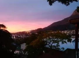 Independent quaint flat, close to beach