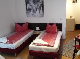 Apartmenthaus beim LKH Graz, guest house in Graz