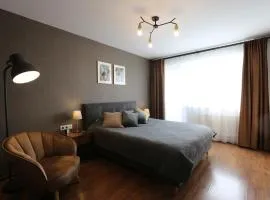 Modern 2 Rooms Apartment