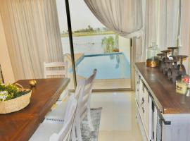Amwaj Resort For Families Only, cabana o cottage a Al-Khubar