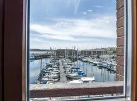 Marina View - 3 Bedroom Apartment - Milford Marina