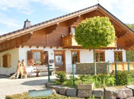 Haus Alpenrose zum Vic: Wermelskirchen şehrinde bir daire