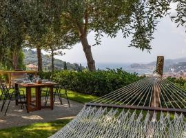 Luxury Apartments in Modern Villa, hotel de luxe a Imperia