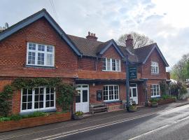 The Plough Itchen Abbas, hotel with parking in Winchester