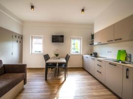 Apartmaji Prton Bovec, hótel í Bovec