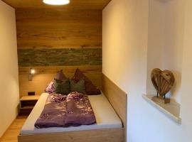 Ferienwohnung Tirol, hotel v destinácii Landeck