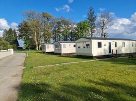 Blackmoor Farm - Caravan 3, cottage in Pembrokeshire