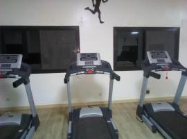 CERCLE MESS DE GARNISON DE THIES, hotell sihtkohas Thiès