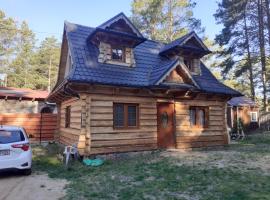 Domek Letniskowy - M & E, cabaña o casa de campo en Warchały