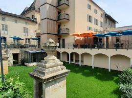 Hotel-Restaurant des Augustins - Cosy Places by CC - Proche Sarlat, מלון בסן-סיפרייה