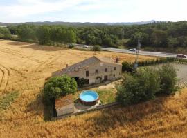 Can Jep Llarg Casa Rural, country house sa Cassà de la Selva