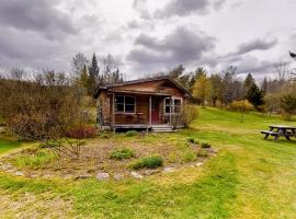 VT Guest Cottage, ξενοδοχείο κοντά στο Αεροδρόμιο Edward F. Knapp State - MPV, Moretown