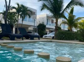 Cozy Family Vacation Home near the beach!, hotel en Playa del Carmen